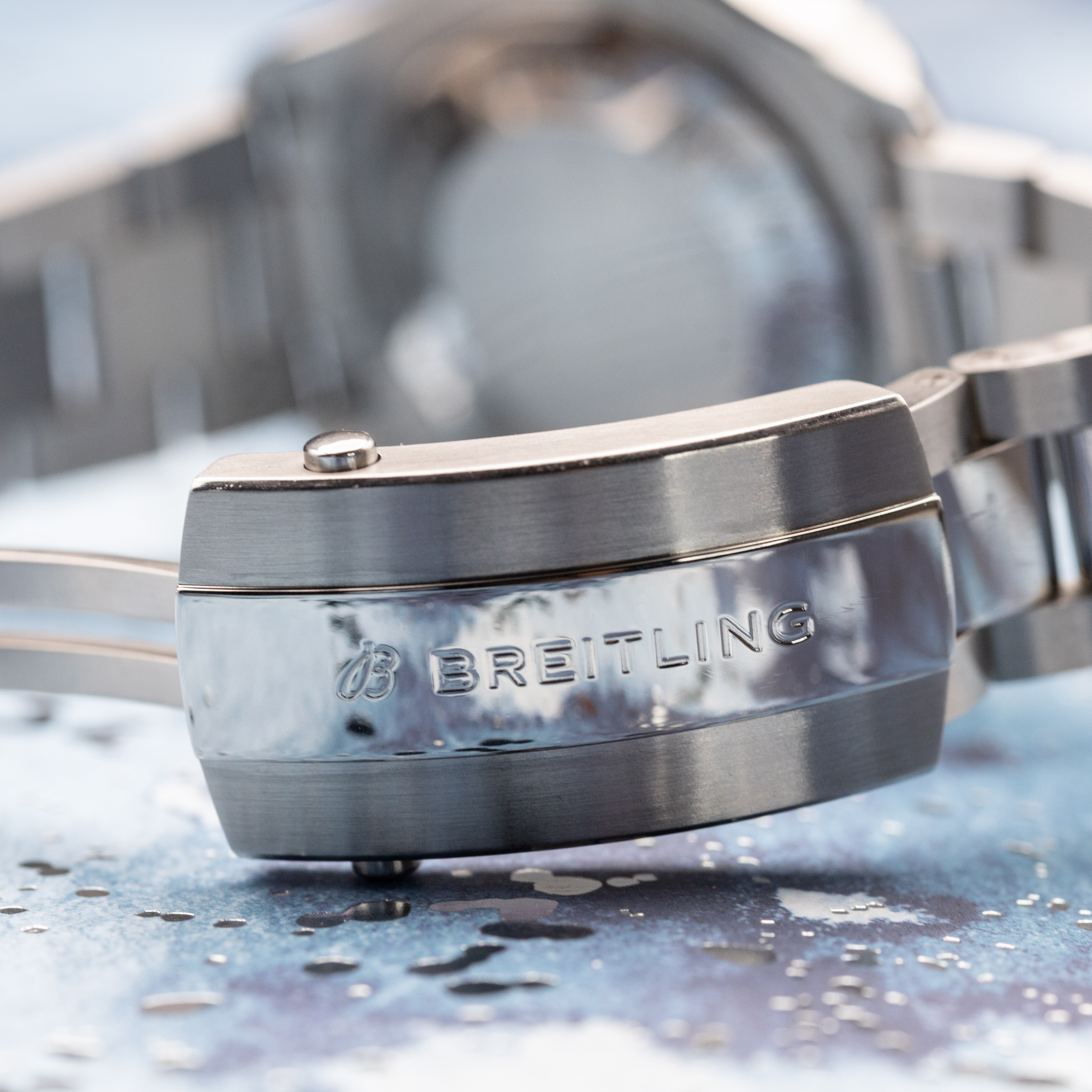 Breitling Ocean Racer bracelet clasp close-up with Breitling engraving