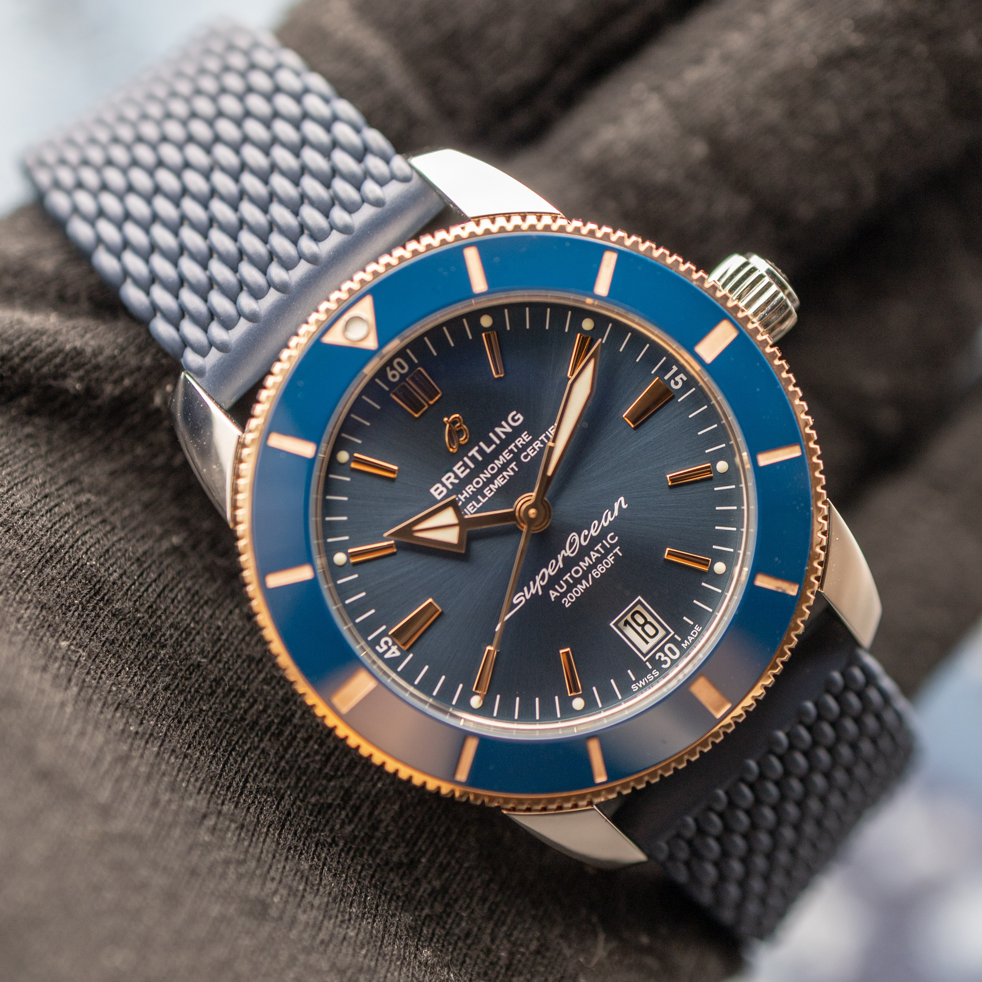 Breitling Superocean Heritage II B20 dial and hands detail