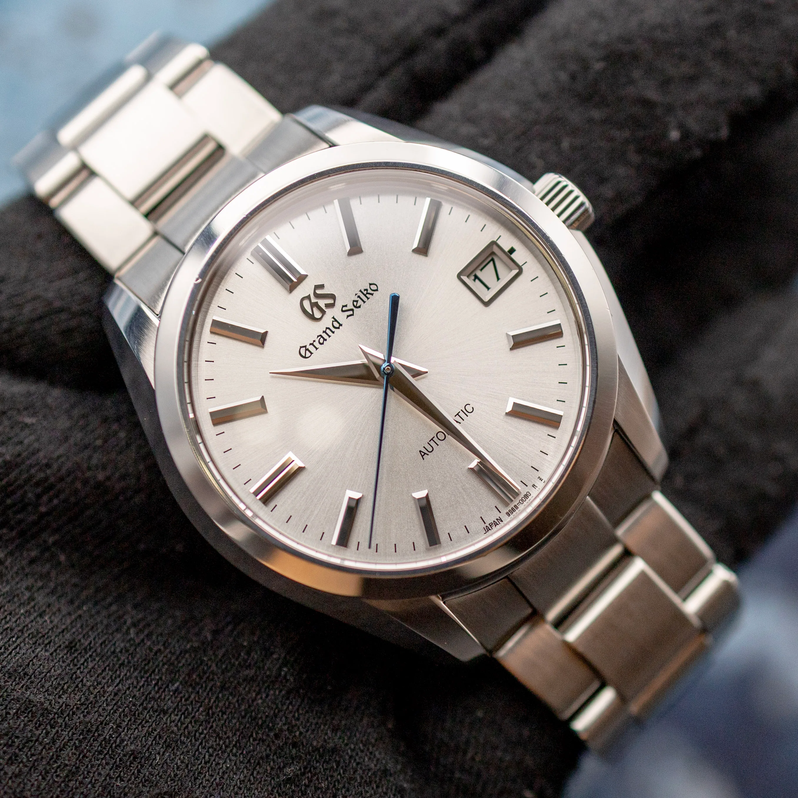 Grand Seiko SBGR307 on wrist showing how 42mm case wears