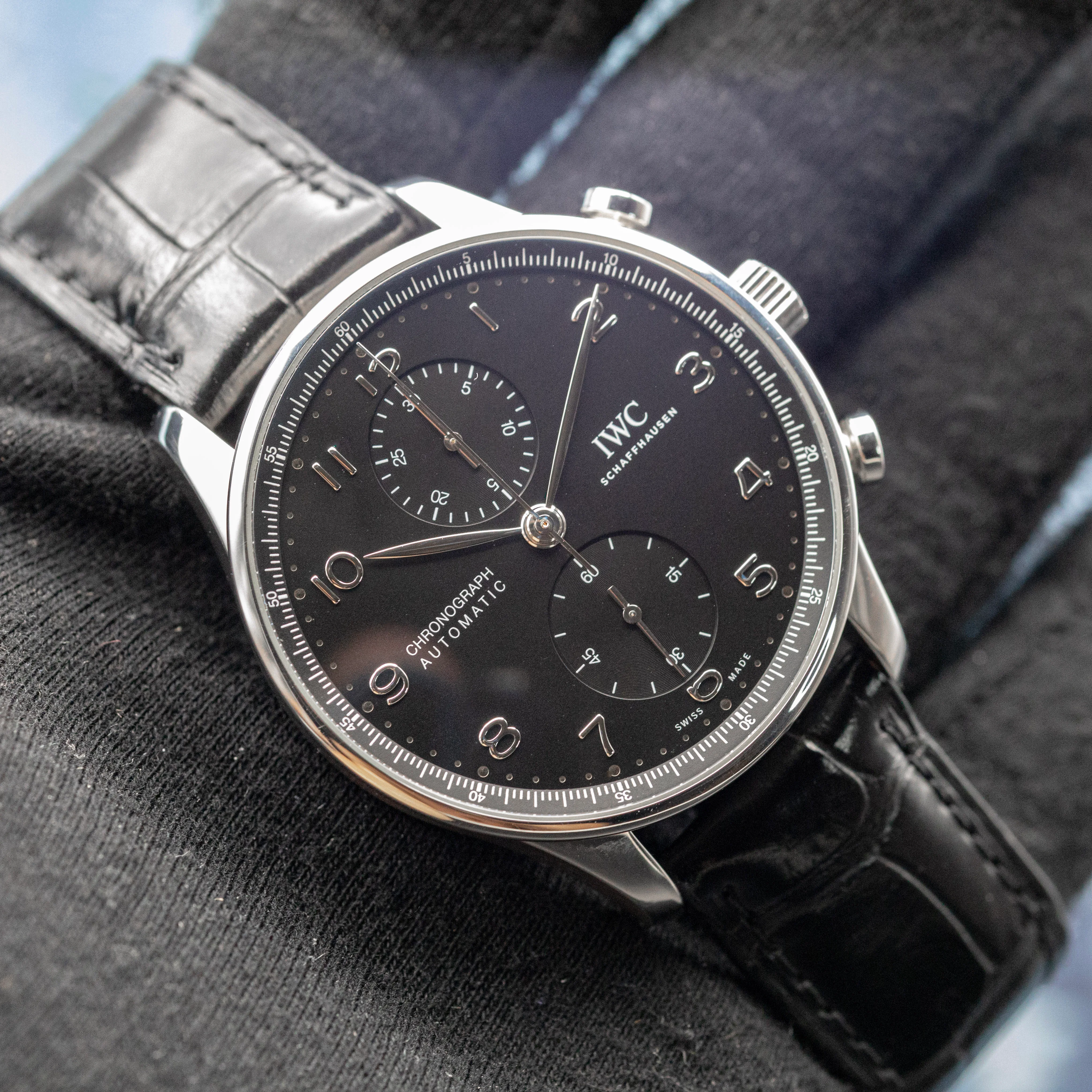 IWC Portugieser Chronograph case profile showing satin center and polished bezel