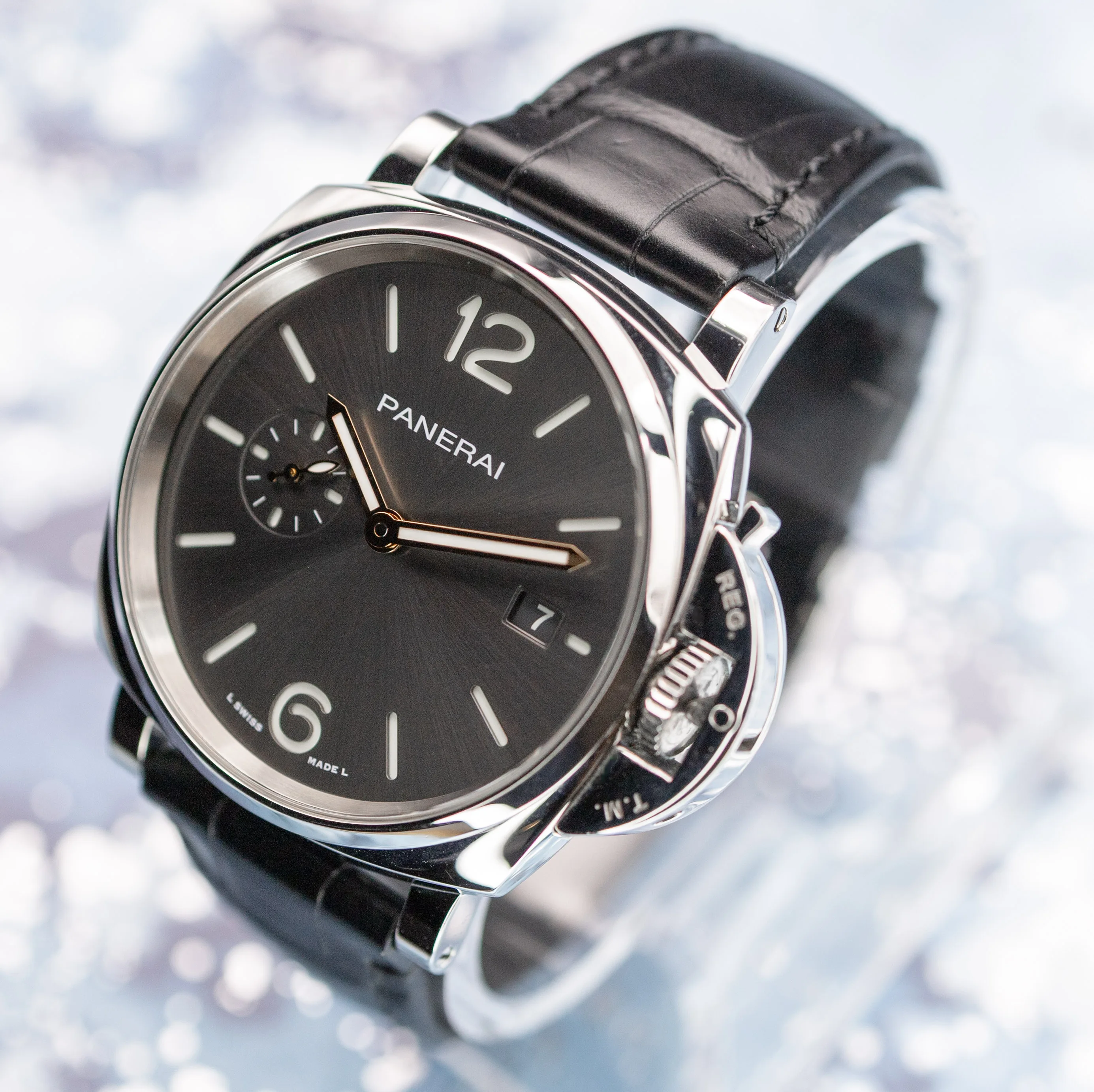 Tapered black alligator strap on the Panerai Luminor Due 42