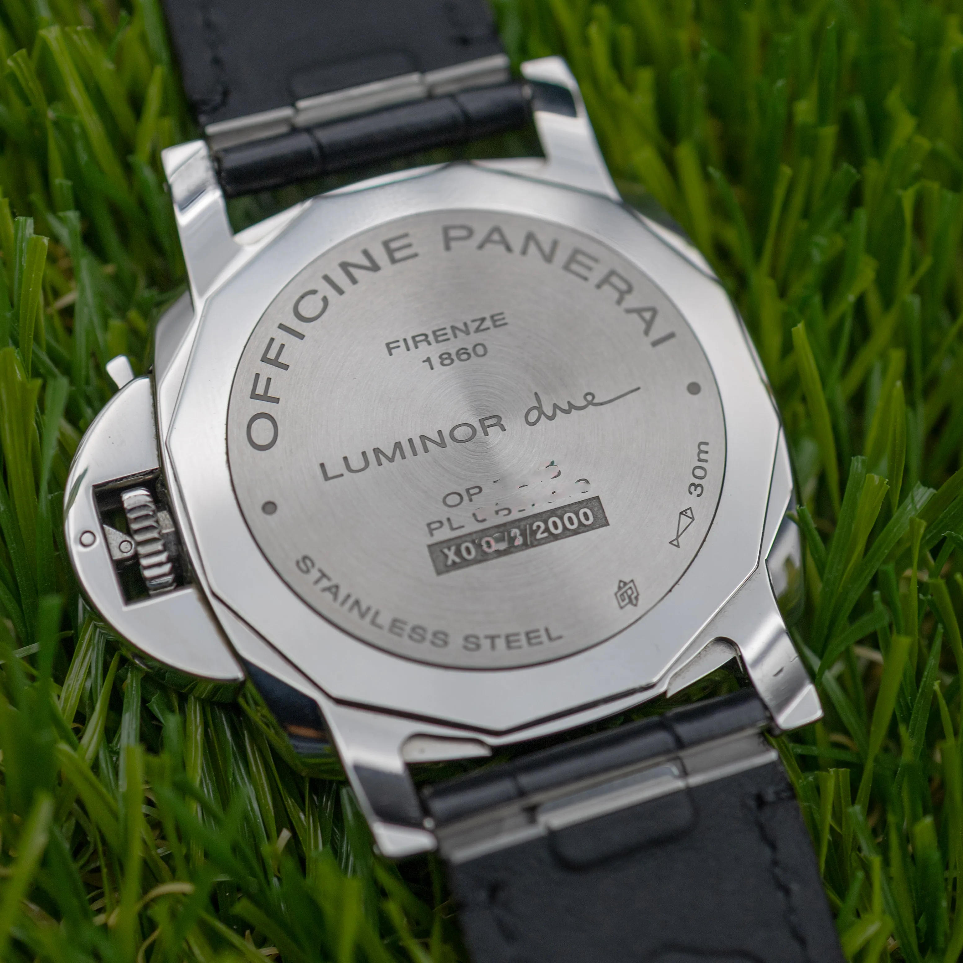 Panerai Luminor Due 42 PAM01250 with anthracite dial on black alligator strap