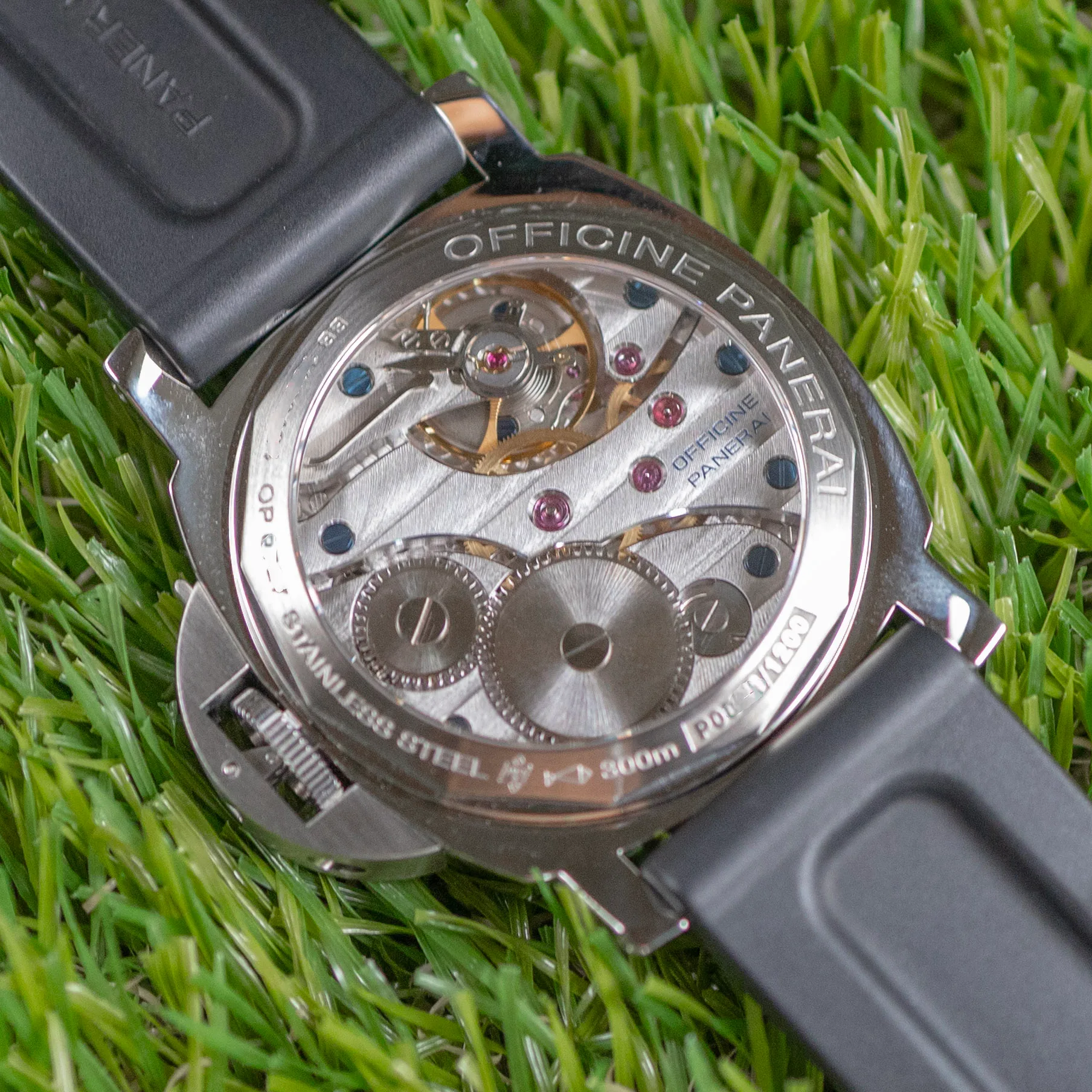 Panerai PAM00112 Luminor case profile showing crown guard lever
