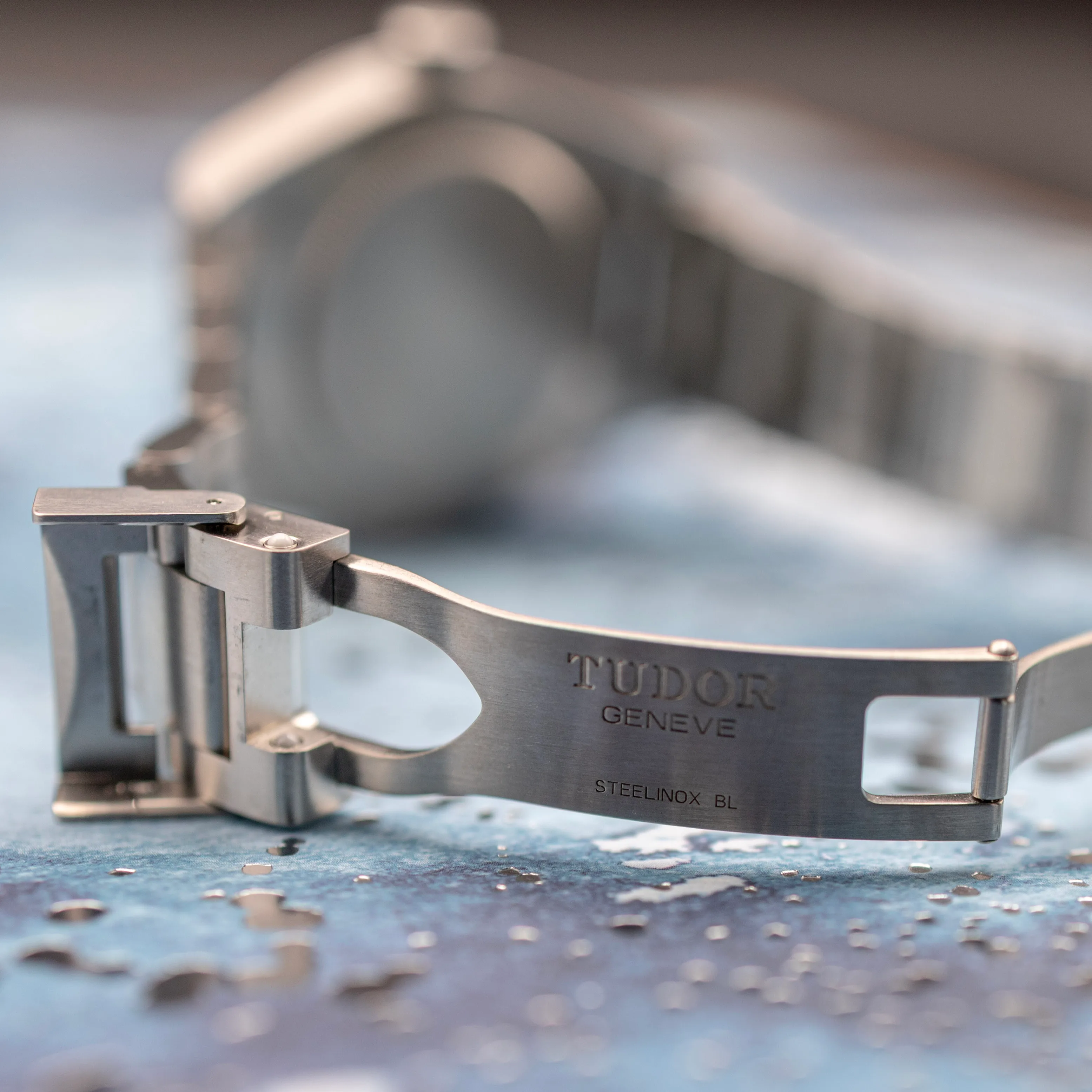 Tudor T-fit clasp on the Ranger 79950 steel bracelet