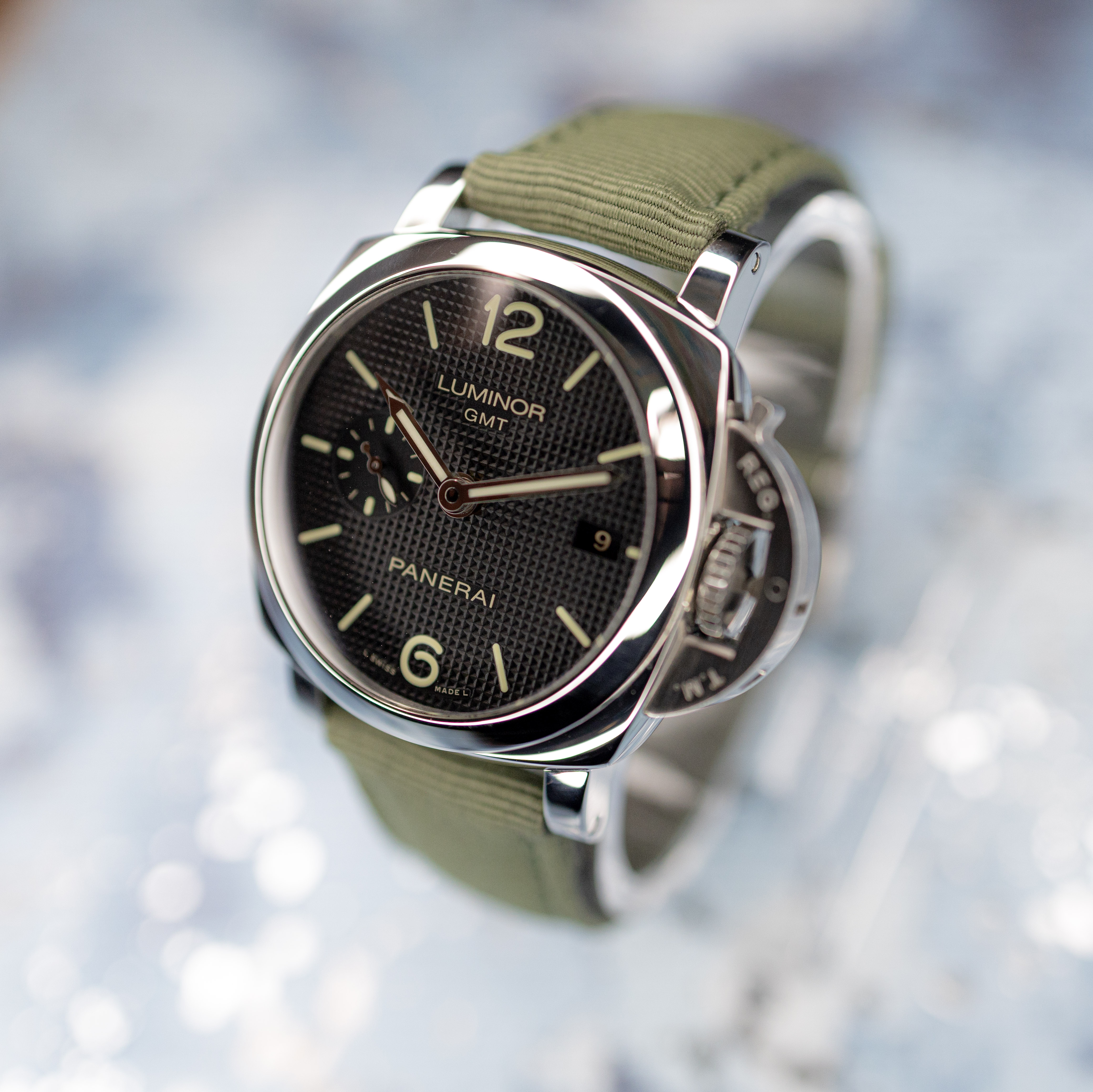 Panerai Luminor 1950 3 Days GMT Acciaio Hobnail "Paris" Dial - Image 12