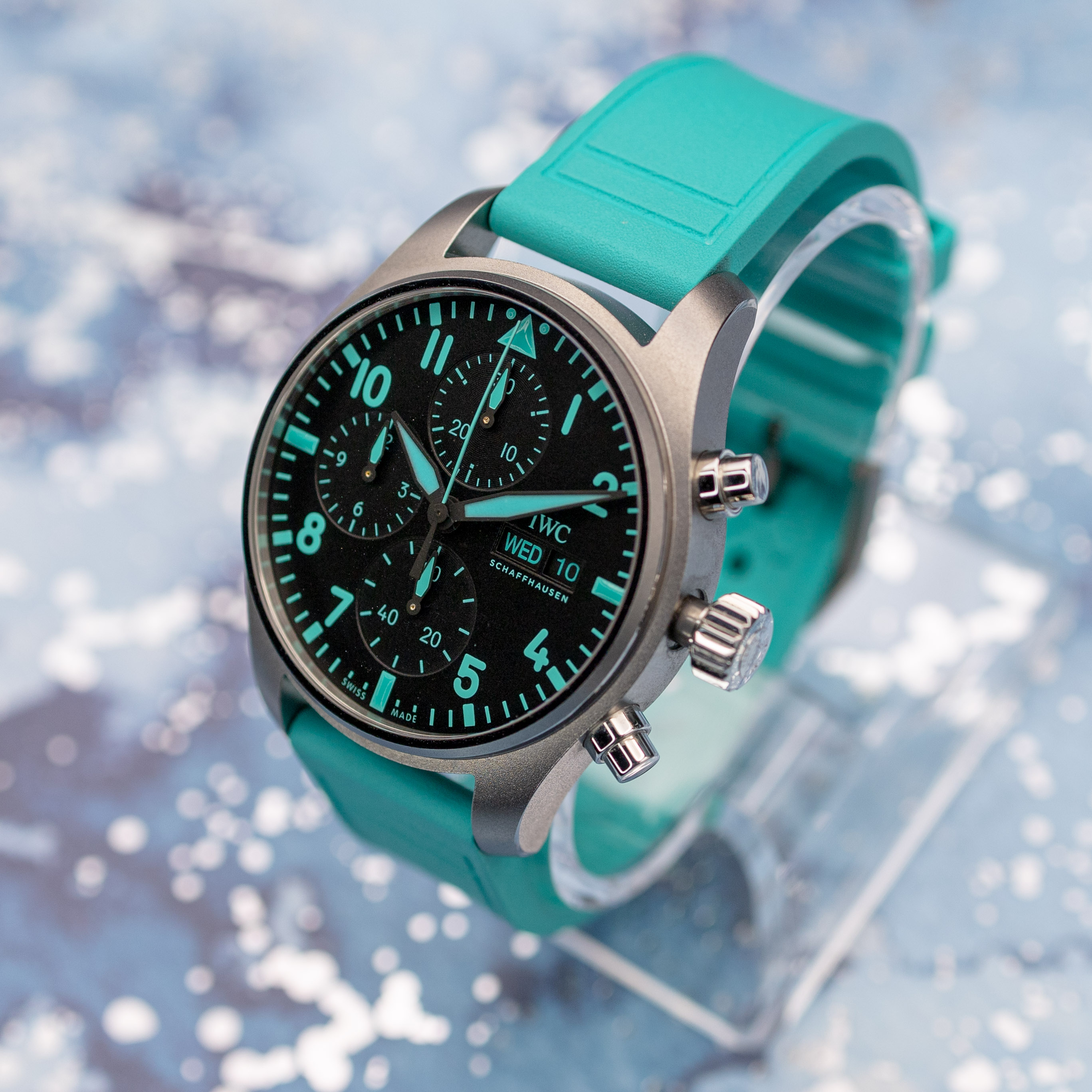 IWC Schaffhausen IWC Pilot Chrono Mercedes-AMG PETRONAS Formula One - Image 3