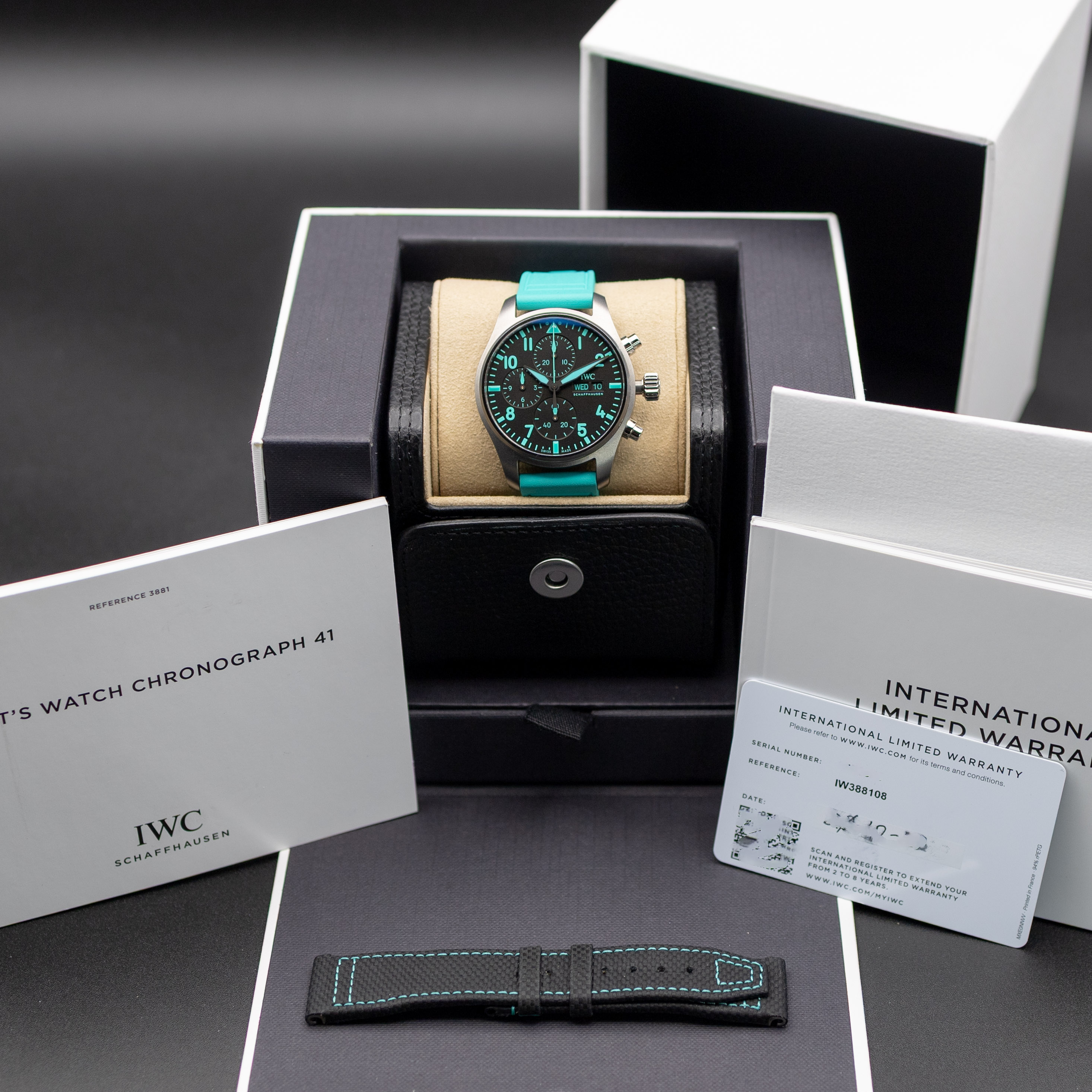 IWC Schaffhausen IWC Pilot Chrono Mercedes-AMG PETRONAS Formula One - Image 12