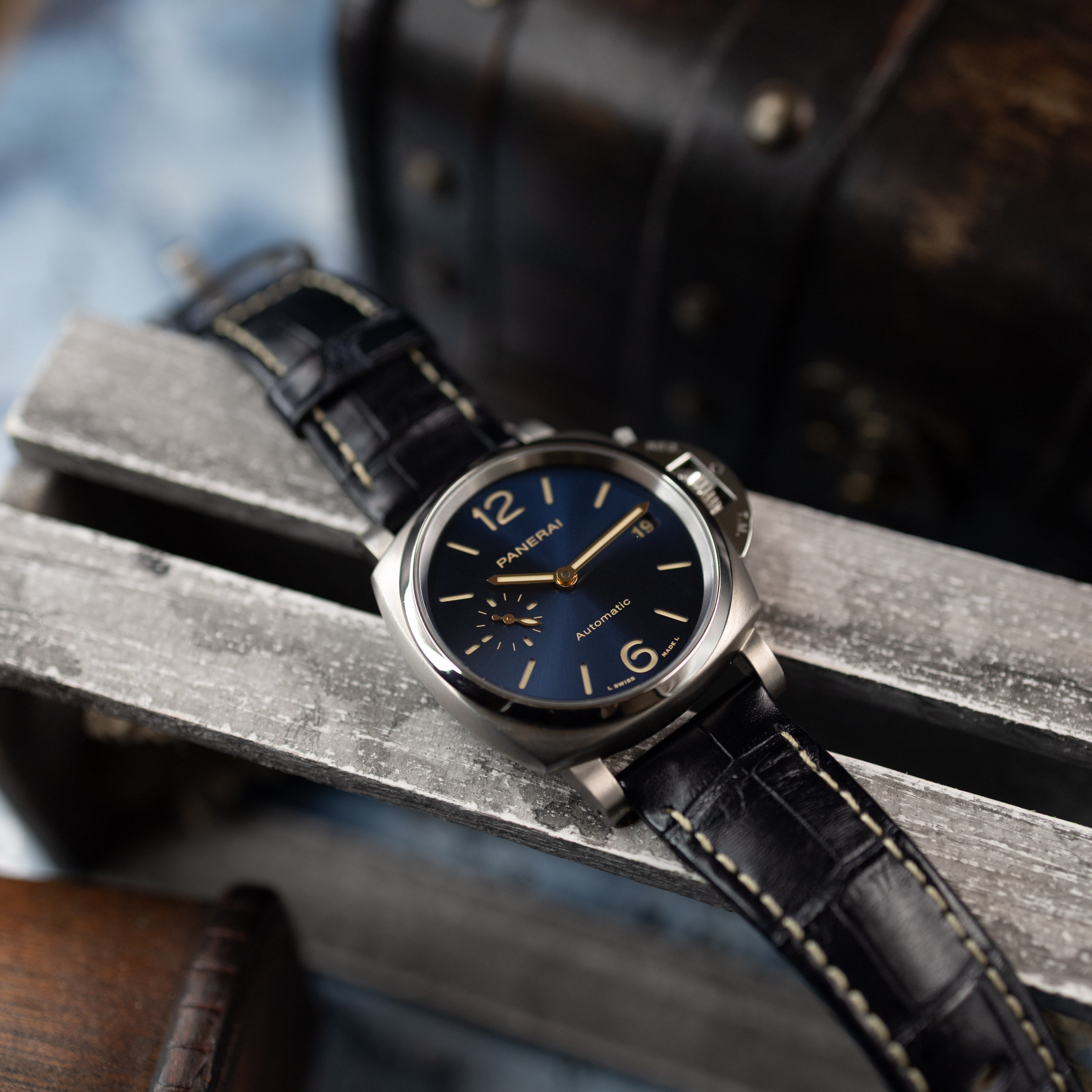 Panerai Luminor Due Piccolo Titanium Blue Dial - Image 4